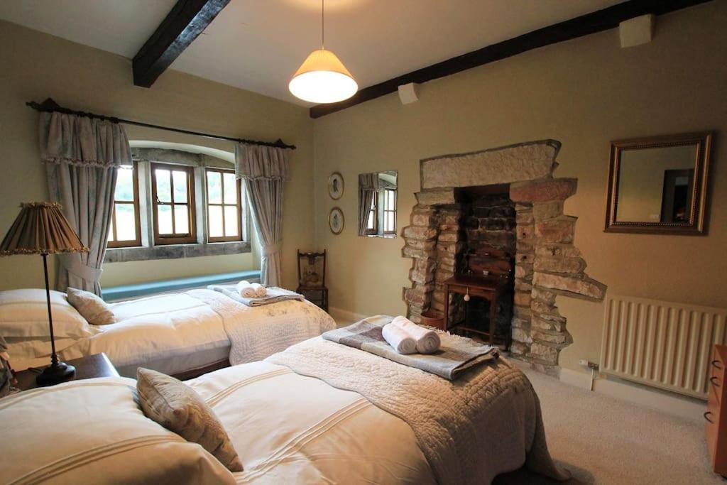 Large Country Farmhouse Waddington  Buitenkant foto